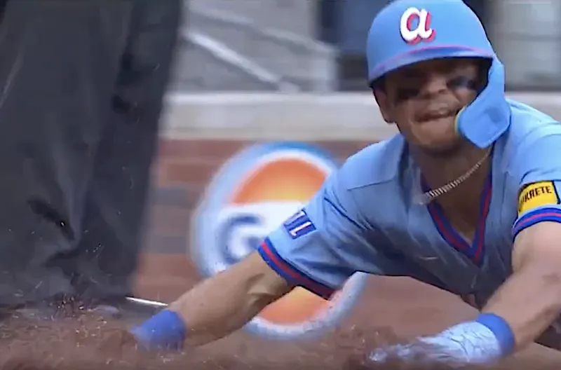 Braves beat Rockies 2-1 for sixth straight win