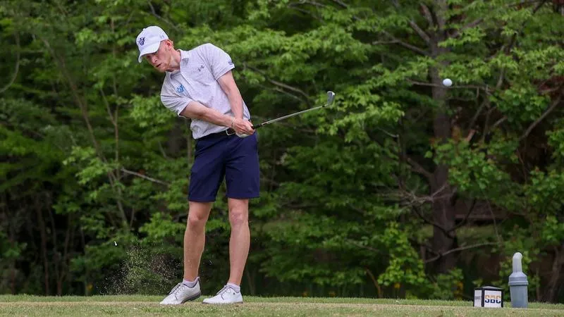 Men's Golf Opens Fall Season With Fifth Place Finish