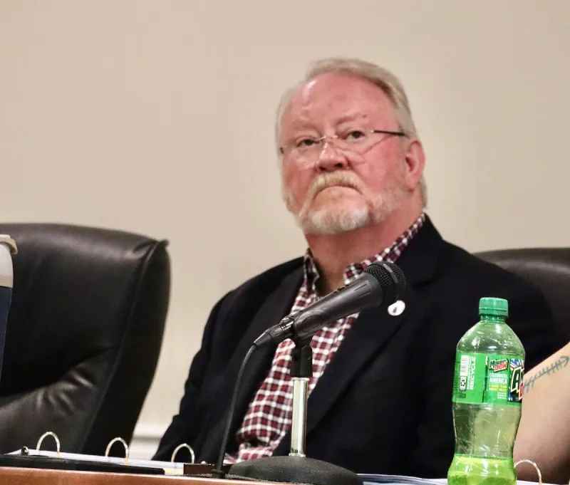 Baldwin approves animal control agreement despite concerns