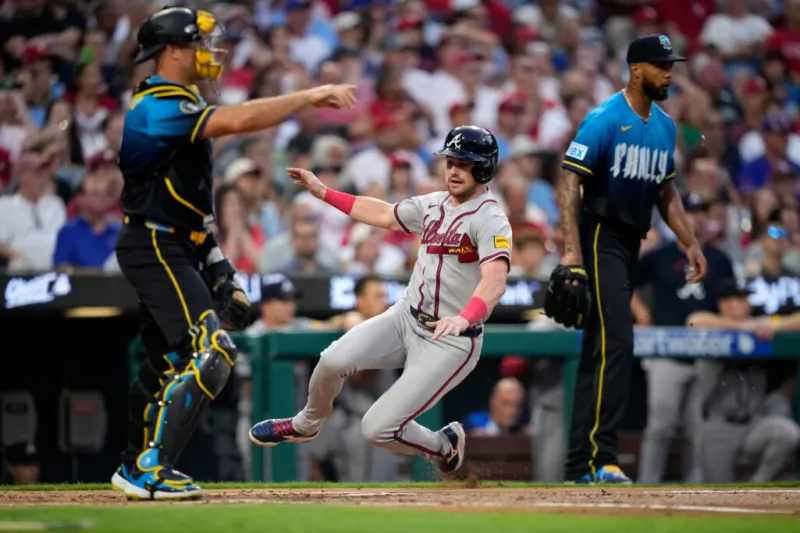 Braves beat Phillies 5-2, extend lead to 5 games in NL East