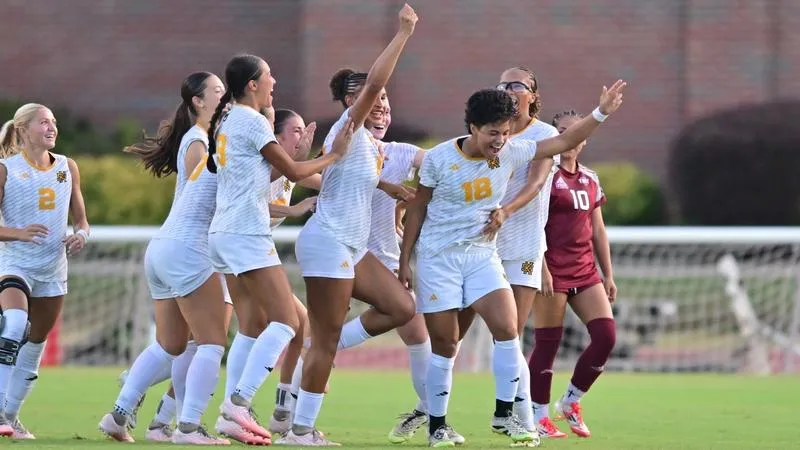 Mert's Late Equalizer Gives the Owls a Draw at Troy