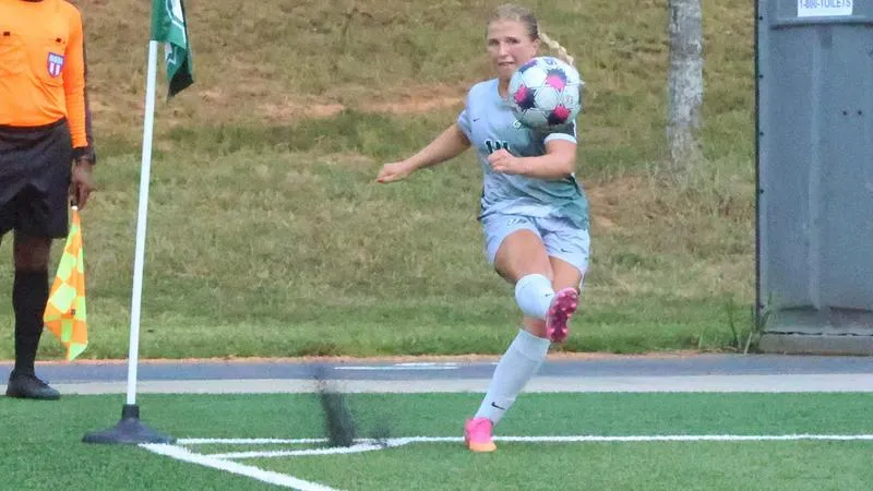 Women's Soccer Continues Home Winning Streak
