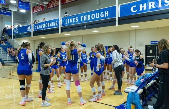 Volleyball Splits Final Day of Augusta Invitational