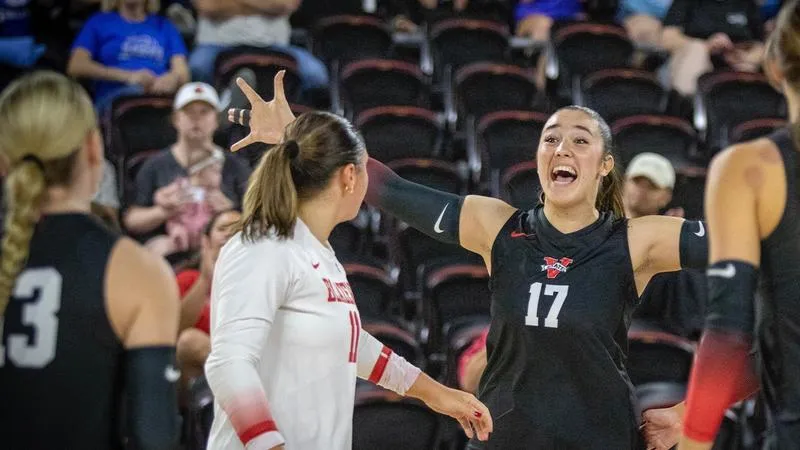 Blazers End Flagler Invitational With Split