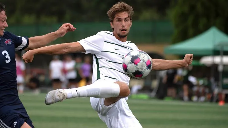 Top-5 Showdown Rounds Out Men's Soccer Labor Day Grizzly Classic