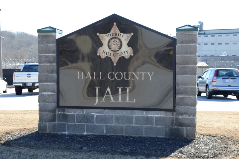 Inmate dies after choking herself with holding cell phone cord, Hall County investigators say