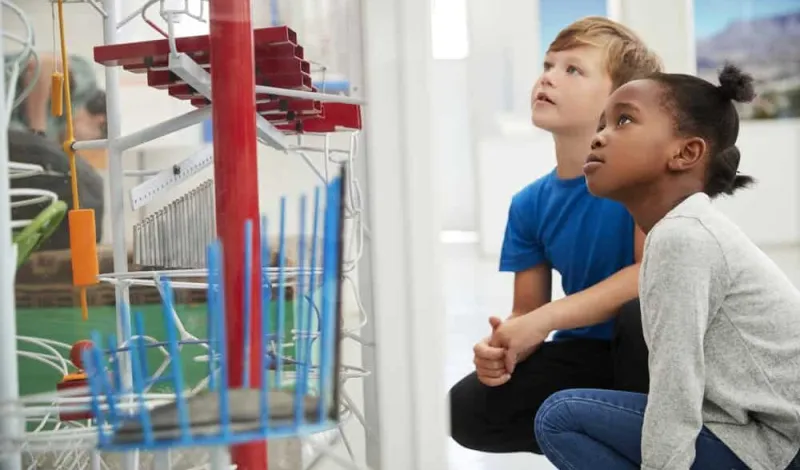 The "Kids Play Free" promotion offers children FREE admission to 15+ must-see attractions in September