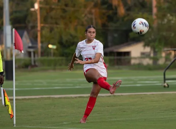 Blazers Host Hurricanes