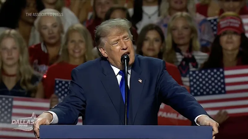 At midterm convention, Trump pledges cash to voters if Republicans hold Congress