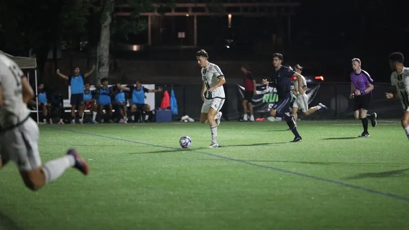 Running Eagles Pull Draw Against Mobile at Home