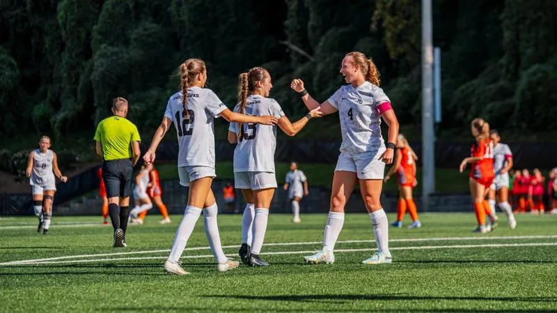 Late Attack and McGill's Brace Lead No. 18 Nighthawks to 4-3 Victory at USC Beaufort