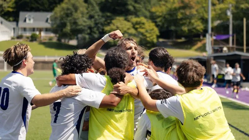 Young Harris dominates King in 7-0 victory