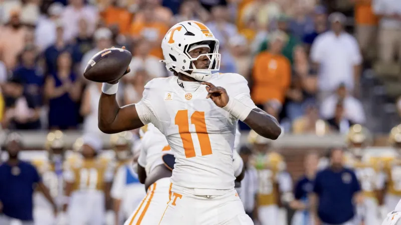 No. 18 Tennessee handles Georgia Tech 45-24