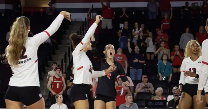Georgia volleyball slams shut South Alabama Invitational with pair of wins