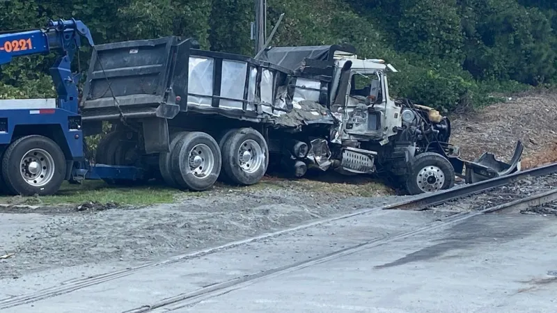 Monroe County train crash Friday leaves driver dead five days later at Macon hospital