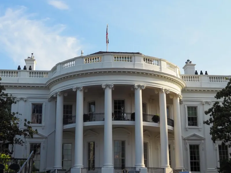 After Trump ban, MS NOW and CNN say journalists denied access to White House grounds
