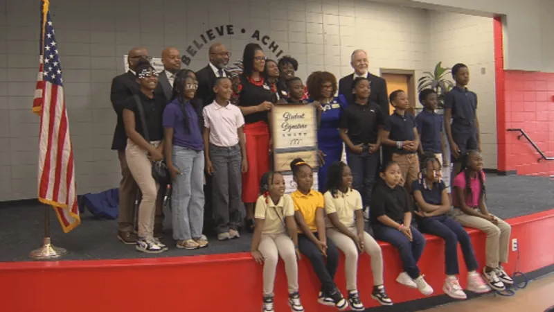 State superintendent visits Southfield to celebrate Constitution Week, cursive writing win