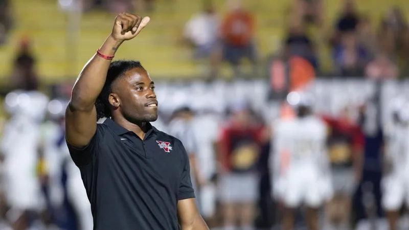 Blazers' Hall of Famer Finds new Home with Eagles