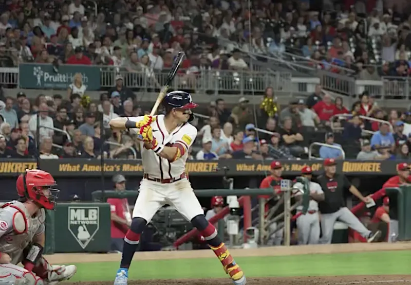 Sale reaches 200 strikeouts for the season as Braves edge Reds 3-2