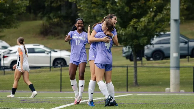 YHC takes down Emmanuel for sixth straight conference win