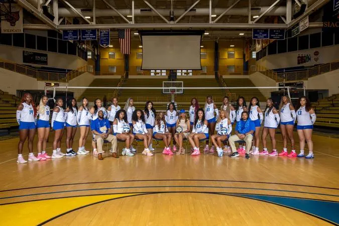 Wildcats Battle Against the Bulldogs in Four Sets
