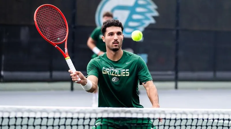 Men's Tennis Players Post Singles, Doubles Wins in ITA South Regional Openers