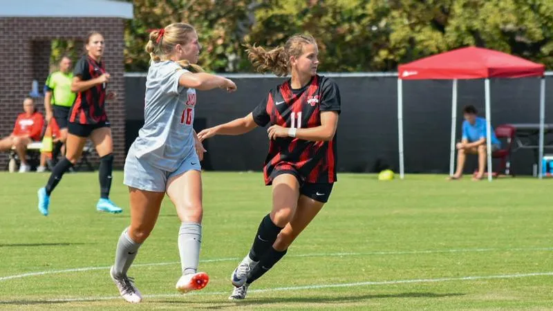 Blazers Battle to the Final Whistle in Setback at Union