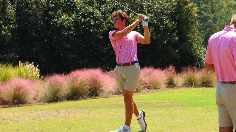 Partner, Friend Lead Cougars to Tie for Third at NCAA South/Southeast Regional Preview