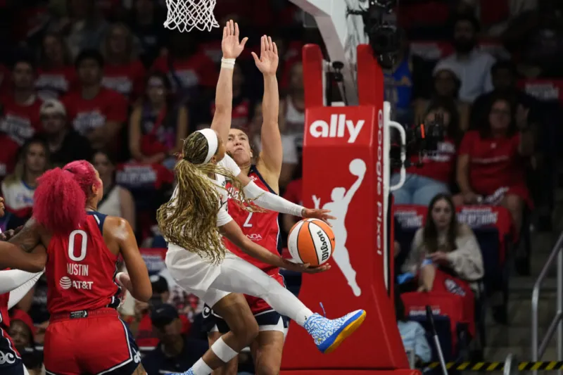 Gray and Canada lead Dream into WNBA semifinals with 93-75 win over Mystics
