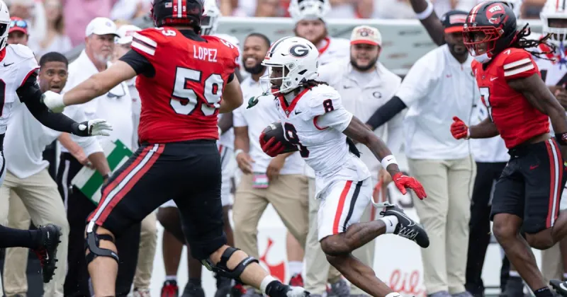 A new ball hawk: Demello Jones steps into the spotlight