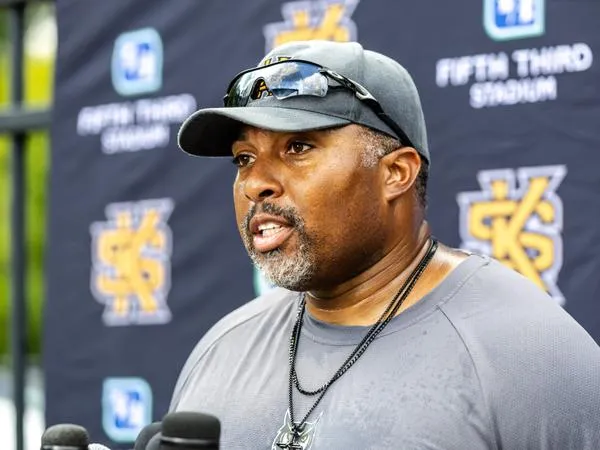 Watch: Coach Mack Week 6 Press Conference