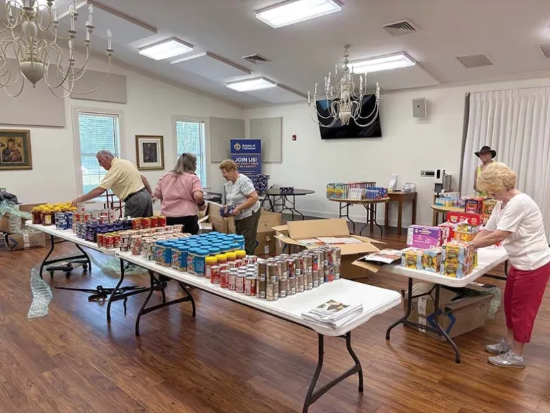 Jackson Catholics deliver pantry items