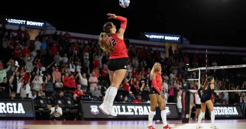Georgia volleyball takes down Arkansas, extends winning streak to seven