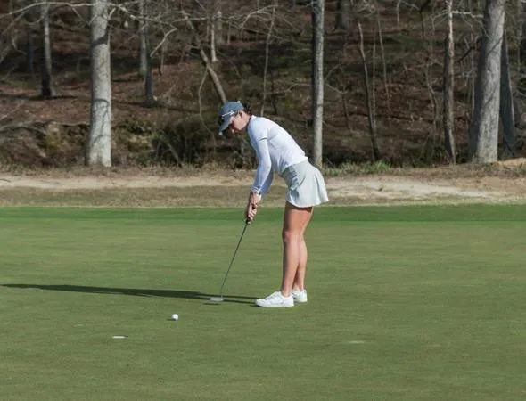 Luder Leads Owls to 12th Place on Day 1 at Mercedes-Benz Intercollegiate