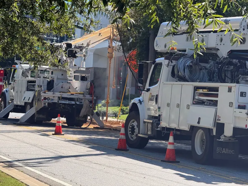 Update: Johnson Ferry Road reopens after gas main hit, evacuations