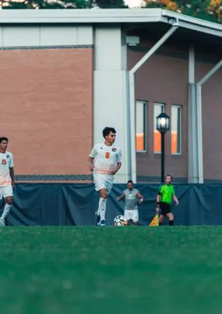 Men's Soccer Draws Even With Lander on Friday Afternoon