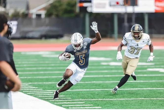 Hawks Fall to Ferrum on Homecoming in Heartbreaking 17-10 Defeat