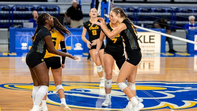 Burrage, Defense Lead Owls to Road Win at Delaware
