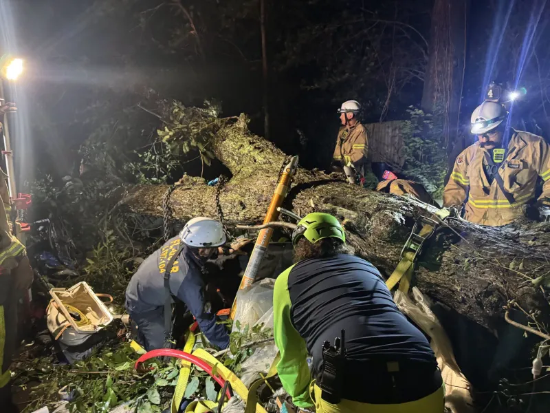 Hundreds of thousands without power after Isaias slams the Florida Panhandle and Alabama