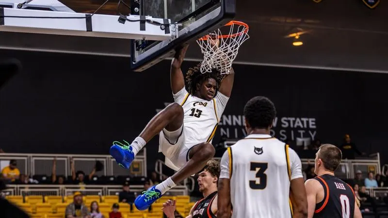 Owls Tops Mercer 88-73 in Exhibition