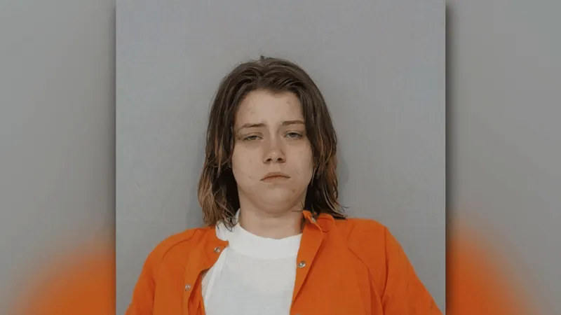 Woman wanted for armed robbery arrested in Macon after struggle with authorities