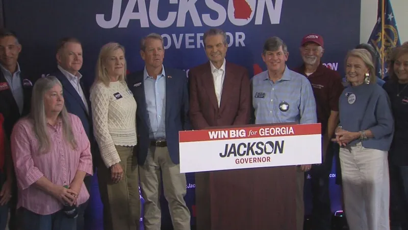 Jackson, Kemp bring campaign tour to Macon stop Monday ahead of early voting