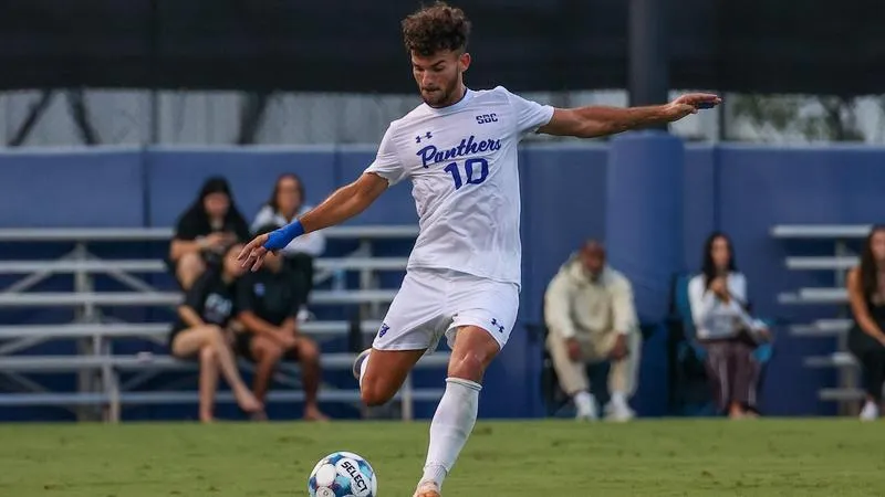 Men's Soccer Senior Spotlight - Virgil Dall'Agnol