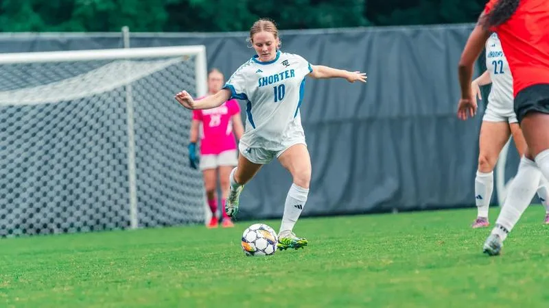 Women's Soccer Defeated by Emmanuel in 6-1 Decision