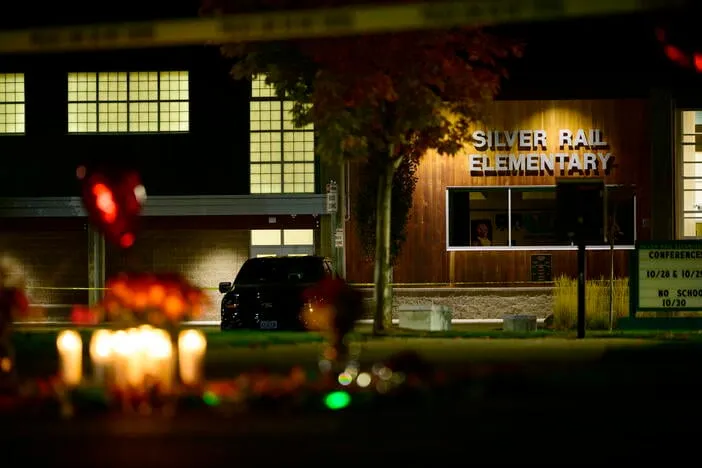 Teen kills 4 at Oregon school. And, DOJ sues California over alleged noncitizens