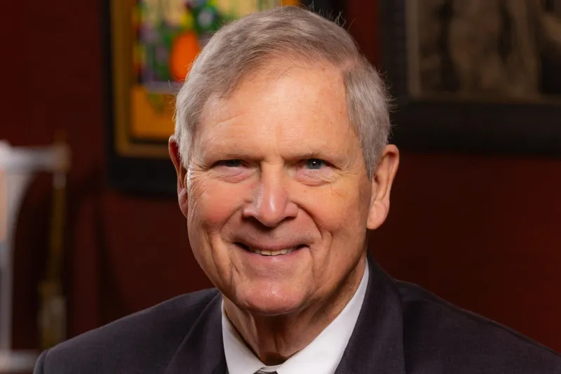 Vilsack to deliver keynote at D.W. Brooks Signature Event