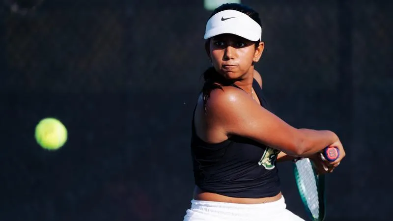 Women's Tennis Players Sweep Way into ITA Cup Semifinals