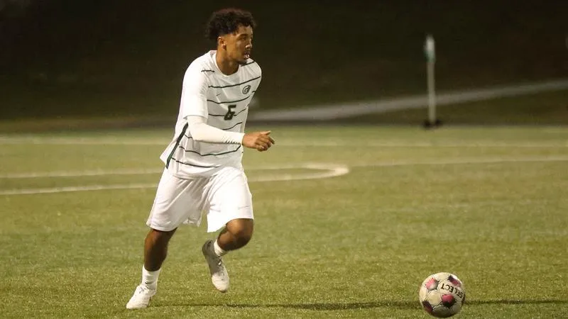 Men's Soccer Scores Third Straight Shutout in Senior Night Victory