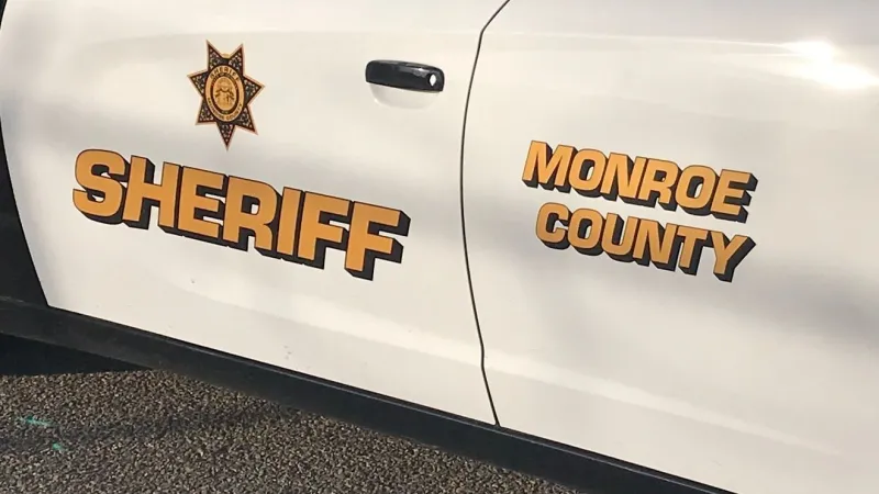 Tire flies off truck and kills driver along Highway 401 in Monroe County