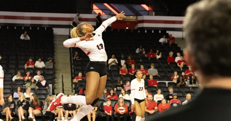 Bianna Muoneke earns third weekly SEC award of the season
